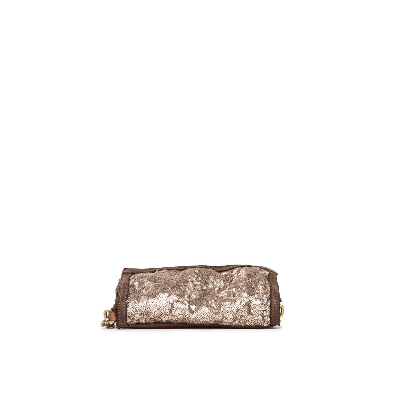 clutch con patta in pelle marrone